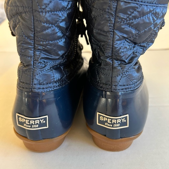 Sperry Duck Boots Women (Size 10 Wide) Salt Water quilted Dark Blue. - Picture 6 of 6